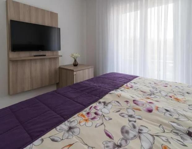 Rooms & Apartment Mama Mia Malinska Eksteriør bilde
